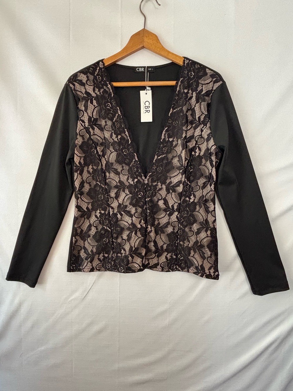CBR NWT Black V-Neck Lace Top Size Large